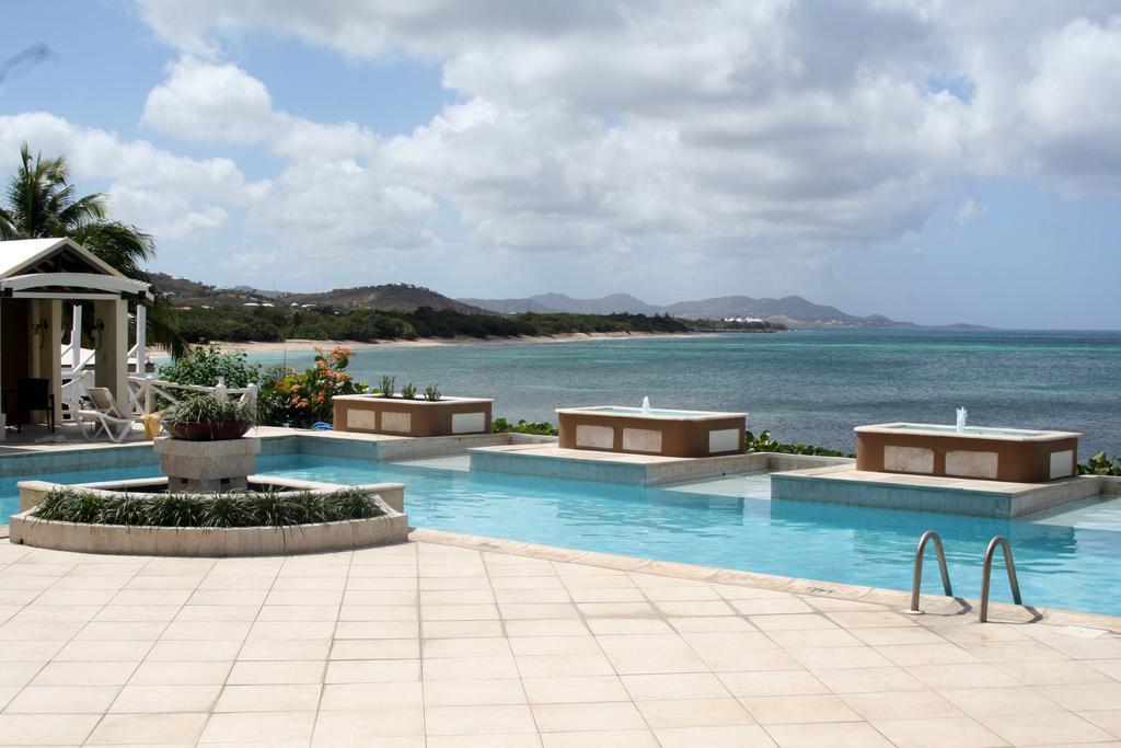 Chenay Bay Beach Resort Кристианстед Екстериор снимка